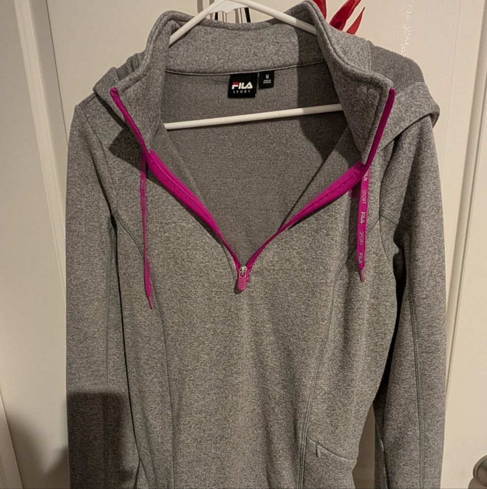 Fila Pullover Hoodie